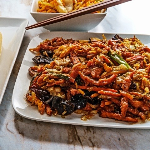Order Moo-Shu Beef food online from Chang's Chinese Restaurant store, Tuscaloosa on bringmethat.com