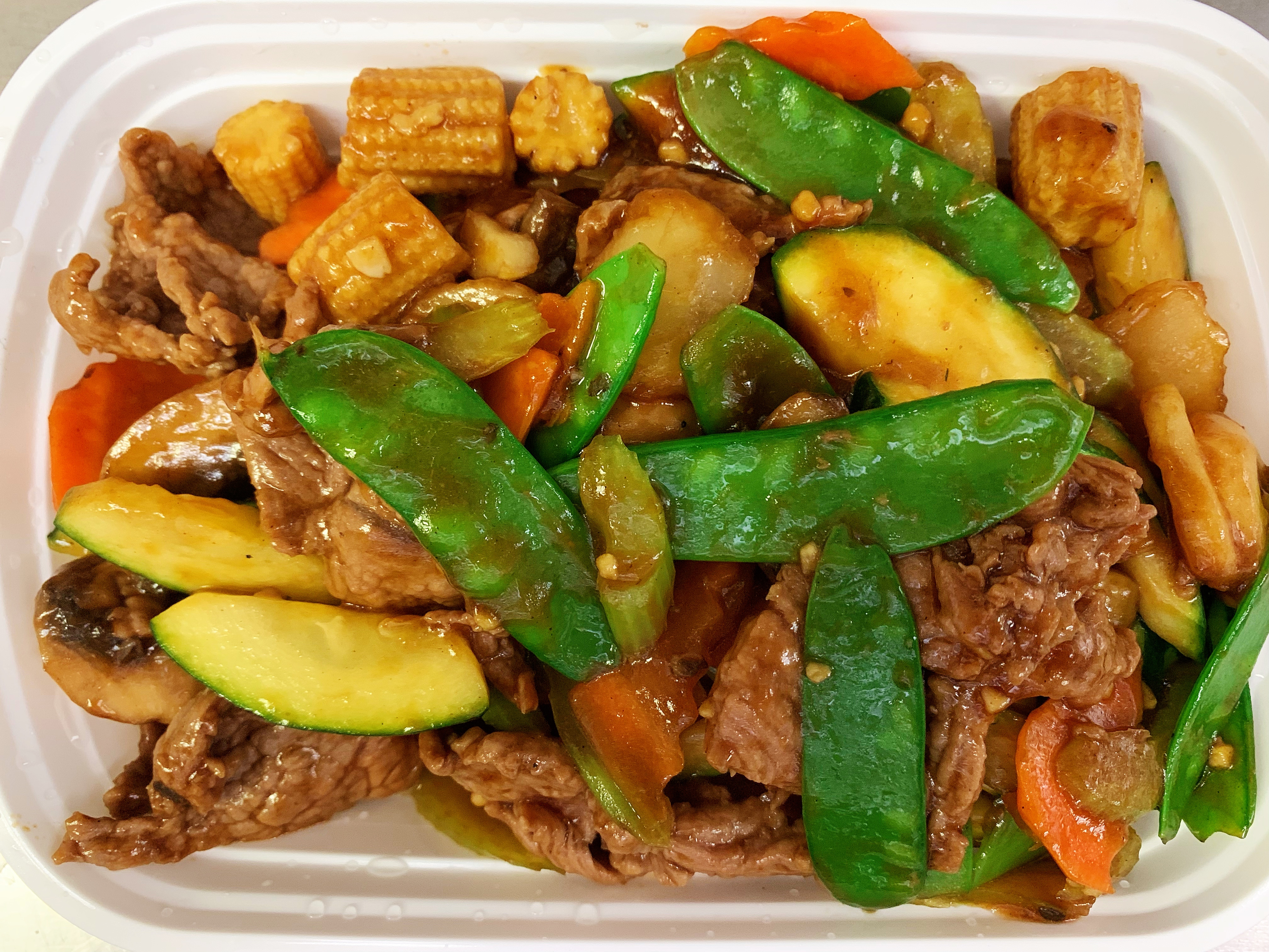 Order Beef with Snow Peas food online from Dragon Inn store, Durham on bringmethat.com