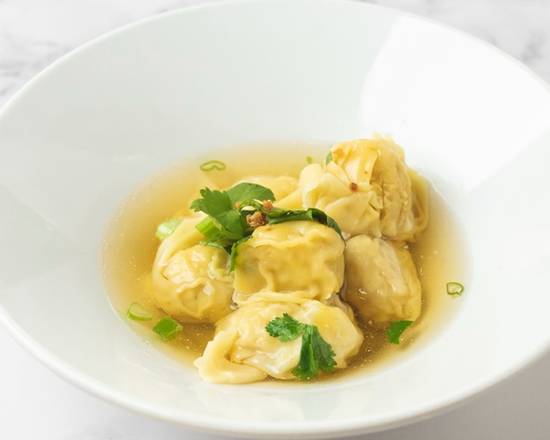 Order Wonton Soup food online from Thai Curry store, Arlington on bringmethat.com