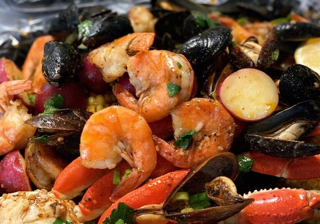 Order *Mussel, Crab & Shrimp Boil food online from Bailey Seafood store, Buffalo on bringmethat.com