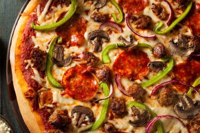 Order Pino’s Supreme Pizza - Medium 14" food online from Pino Ii Pizzeria & Restaurant store, Nazareth on bringmethat.com