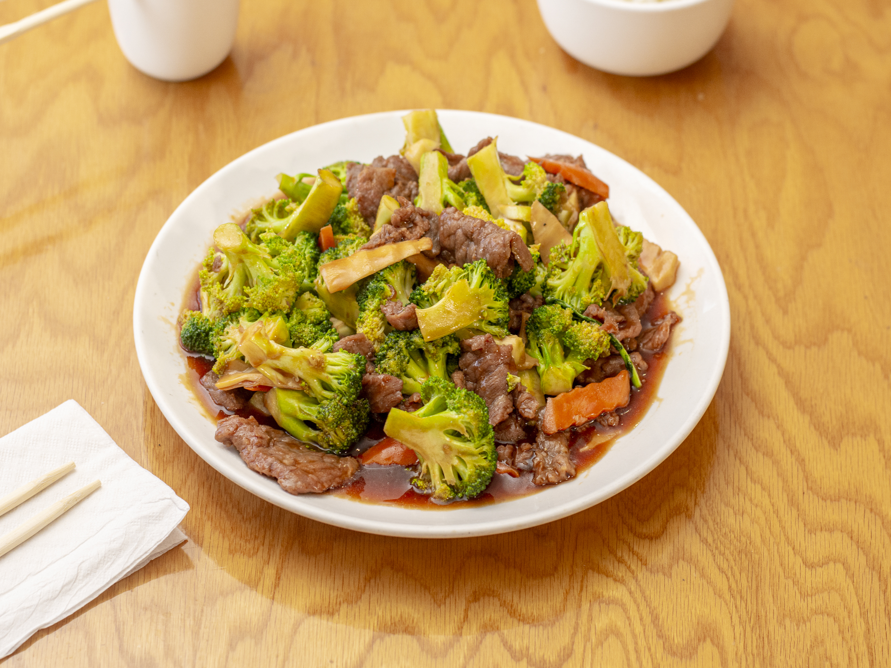 Order Fresh Broccoli Beef food online from Ministop Chinese Restaurant store, Kennesaw on bringmethat.com