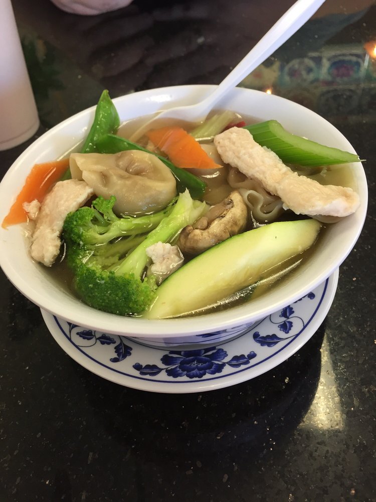 Order 30 Wonton Soup food online from Iron Chef store, Queen Creek on bringmethat.com