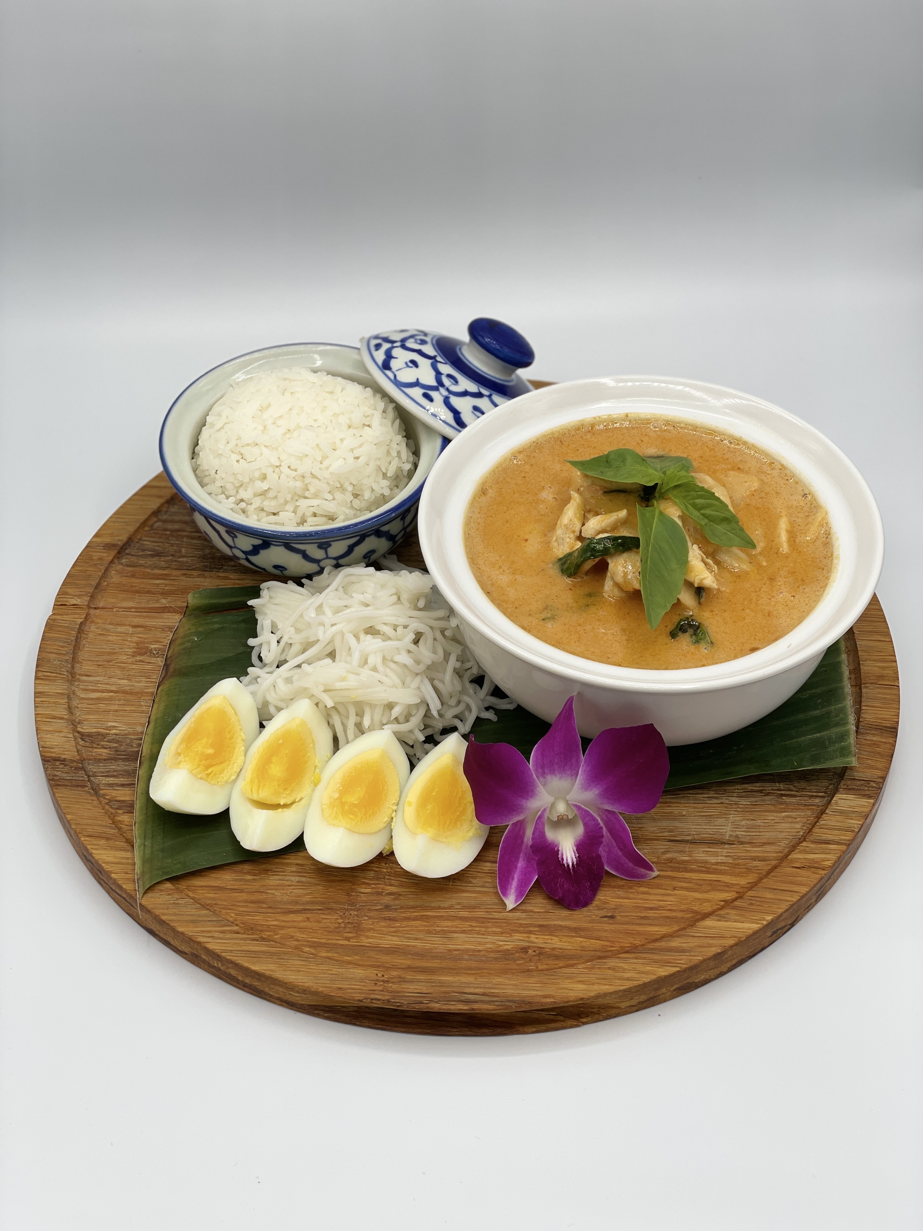 Order Red Curry Chicken food online from Lao Table store, San Francisco on bringmethat.com
