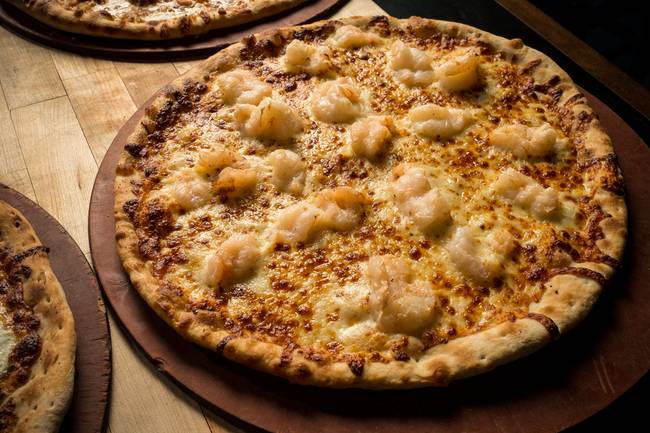 Order White Lobster Pizza food online from Chickie & Pete store, Marlton on bringmethat.com