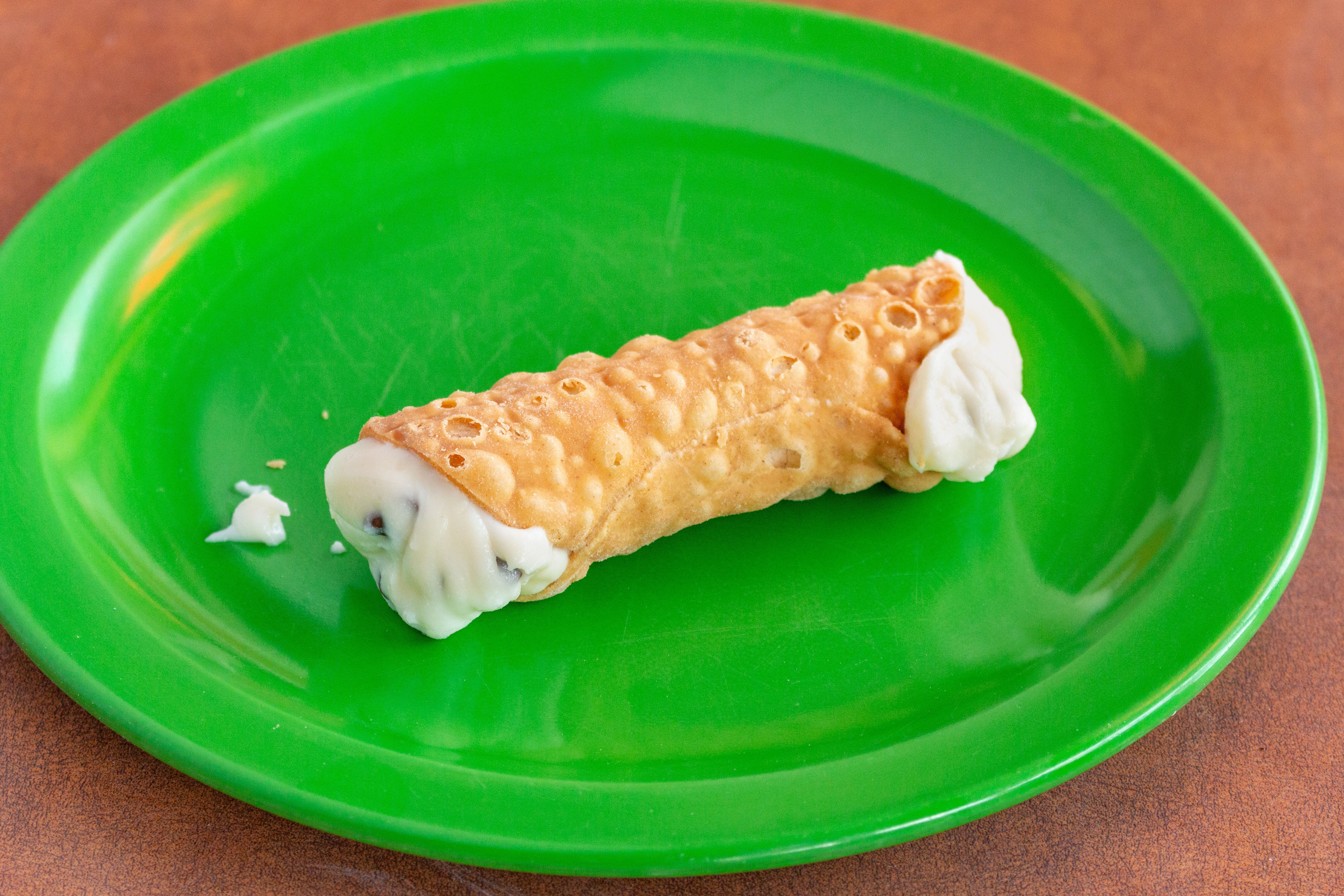 Order Cannoli - Dessert food online from Famous Pizza store, Denver on bringmethat.com