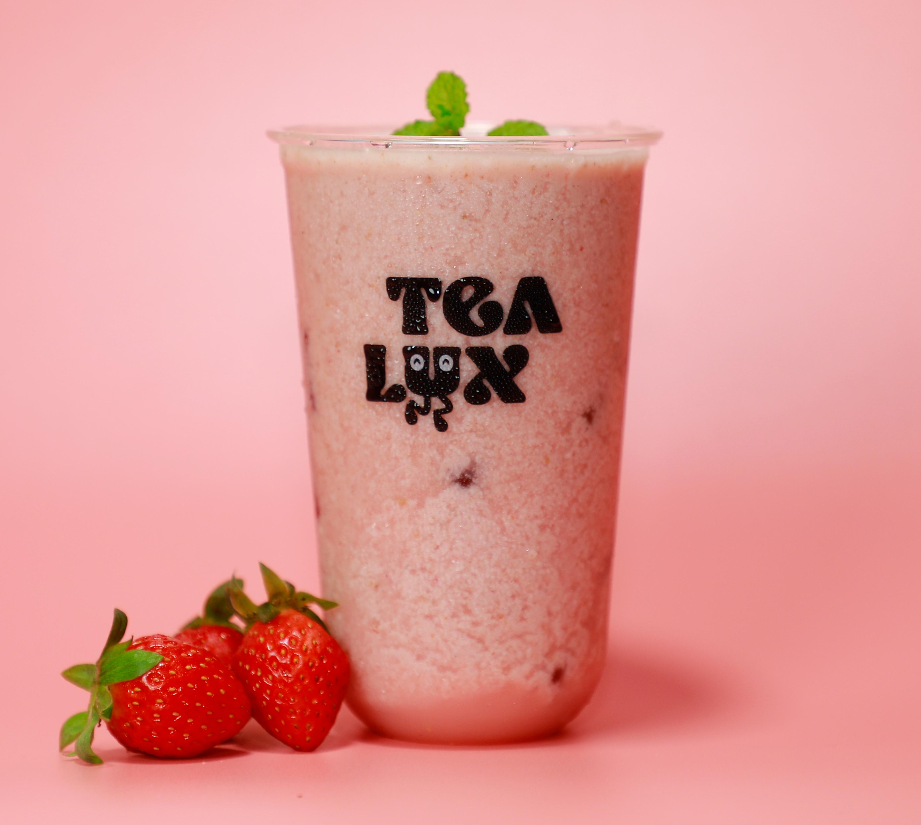 Order Strawberry Smoothie food online from Tealux Cafe store, Norfolk on bringmethat.com