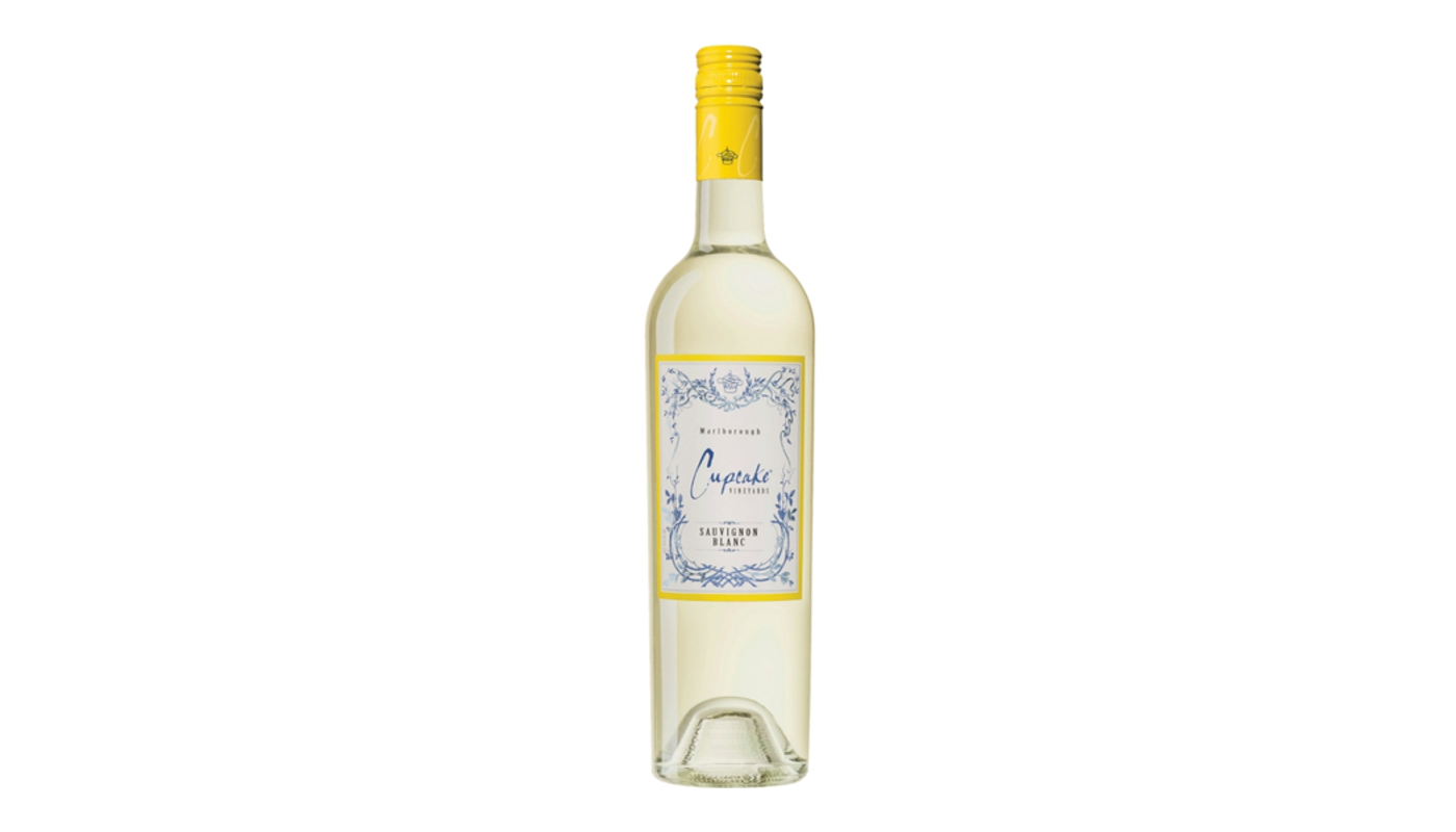 Order  Cupcake Sauvignon Blanc | 750mL food online from Golden Rule Liquor store, West Hollywood on bringmethat.com