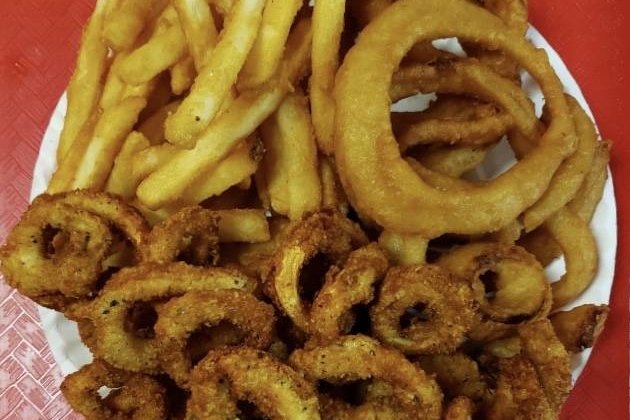 Order **Fried Calamari App food online from Pizza Queen store, Providence on bringmethat.com