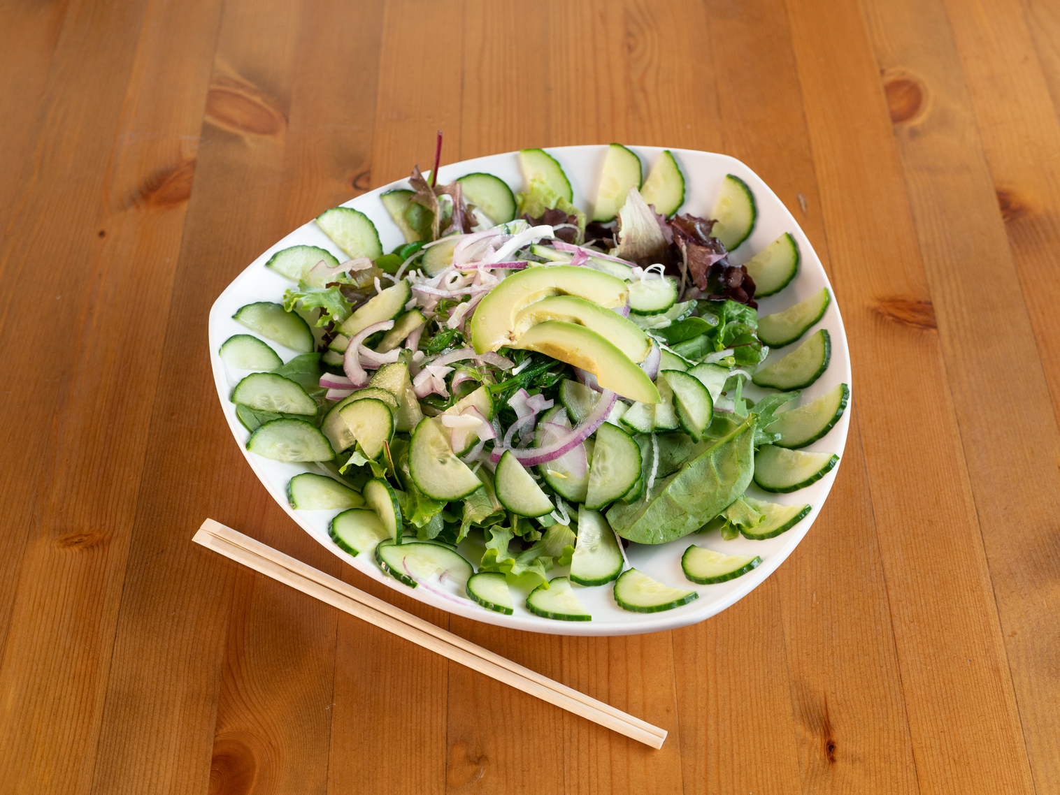 Order Cucumber Seaweed Salad food online from Fukusuke Japanese Ramen Dining store, Fountain Valley on bringmethat.com