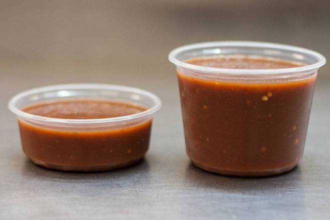 Order BBQ Sauce food online from Rooster Bbq Deli store, Saint Paul on bringmethat.com