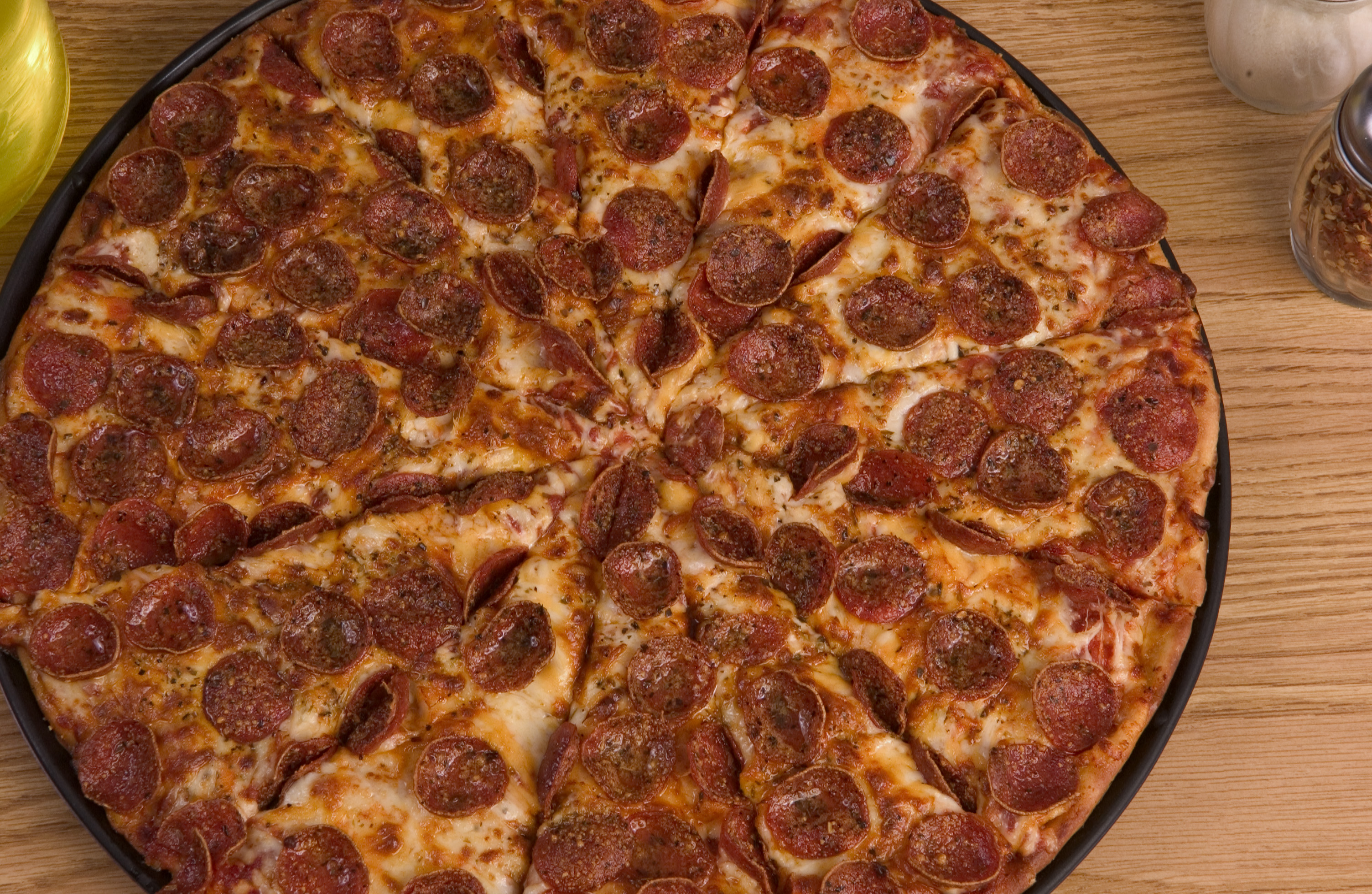 Order Pepperoni Pounder food online from Giovanni's Pizza Place store, Charleston on bringmethat.com