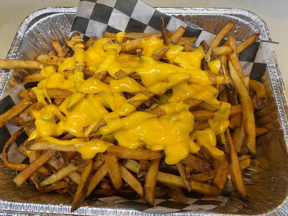 Order PAN OF CHEEZY FRIES food online from Gyro George store, Parma on bringmethat.com
