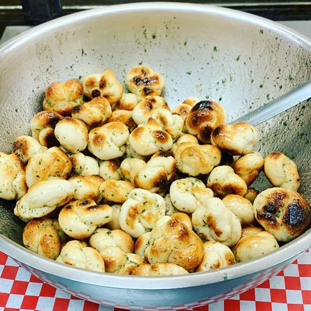 Order Garlic Knots - 4 Pieces food online from Joey's NY Pizza store, Las Vegas on bringmethat.com