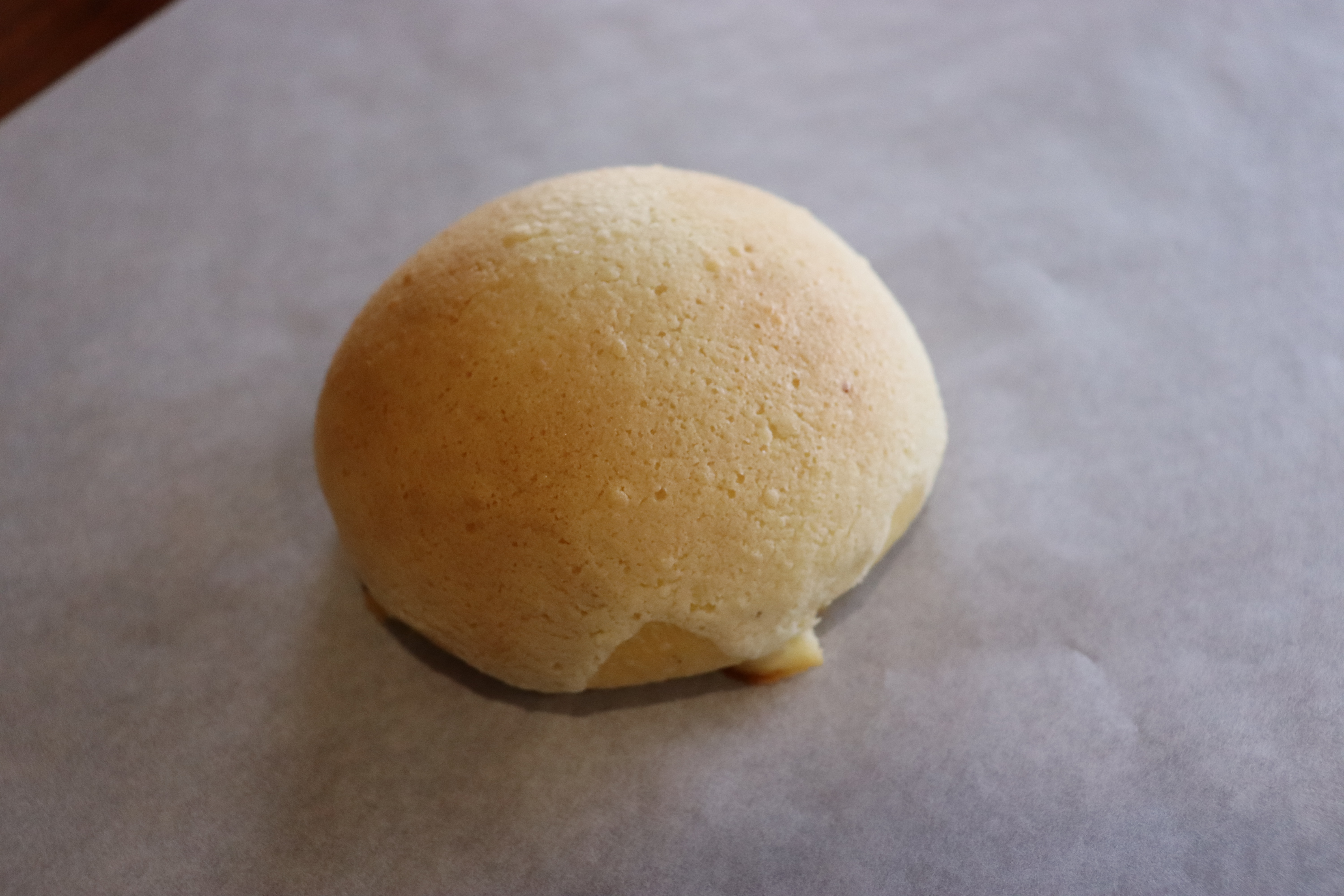 Order Egg Snow Bun (雪山包) food online from Long Family Pastry store, Los Angeles on bringmethat.com