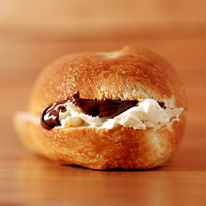 Order Nutella and Mascarpone food online from Pane Pane Sandwiches store, Seattle on bringmethat.com