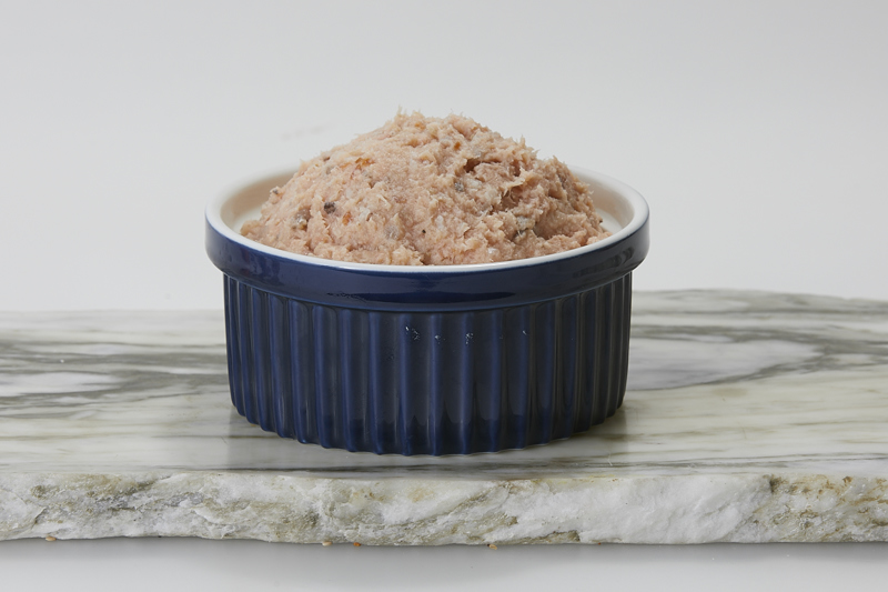 Order 1/4 lb. Baked Salmon Salad food online from Murray's Bagels store, New York on bringmethat.com