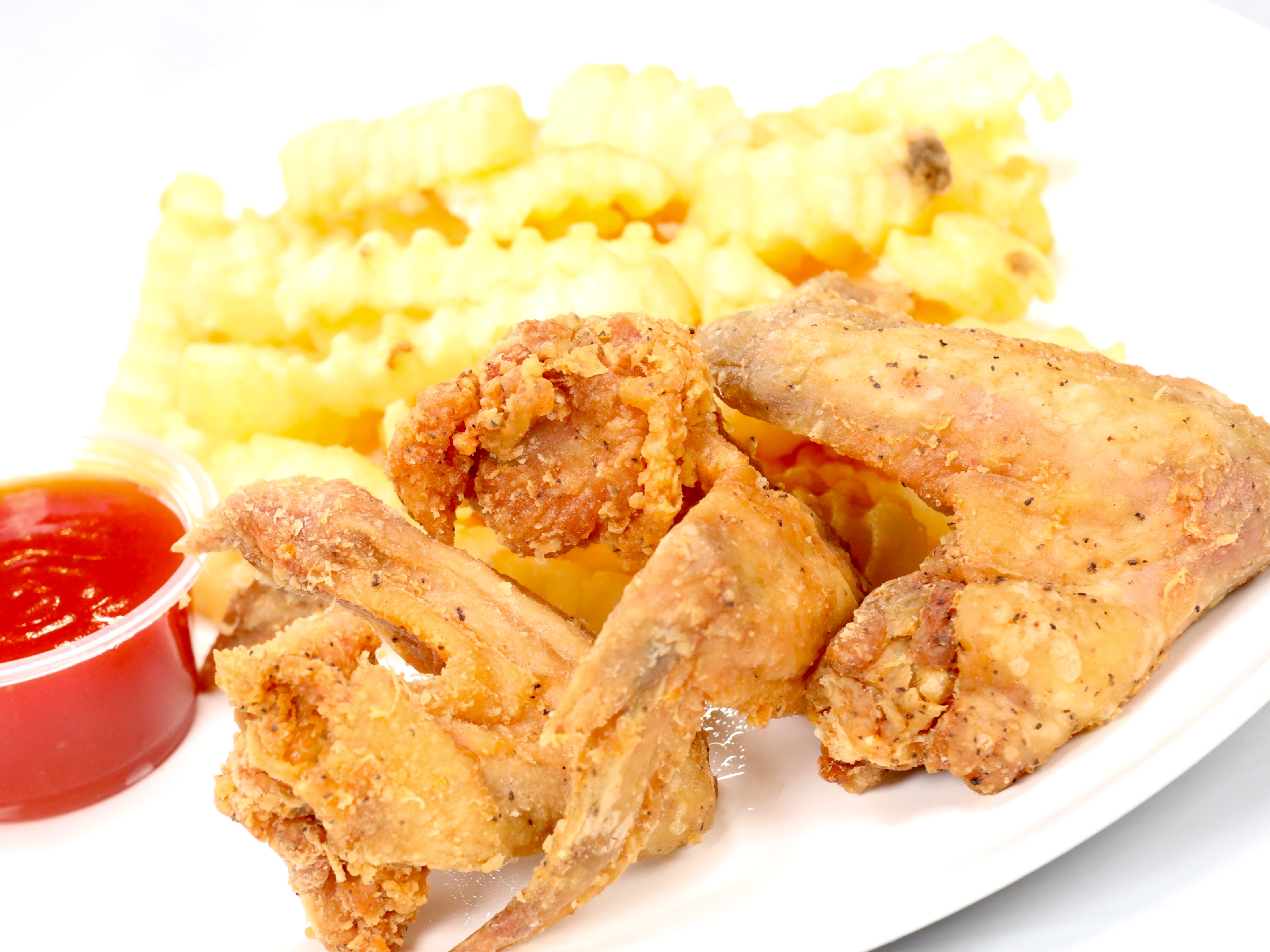 Order Combo 5 Wings, Fries, Bread, & Pop food online from Sam Sylks Chicken & Fish store, Cleveland on bringmethat.com