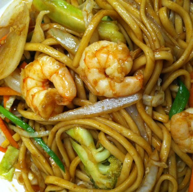 Order L68 Shrimp Lo Mein food online from Chen's China Inn store, Lufkin on bringmethat.com