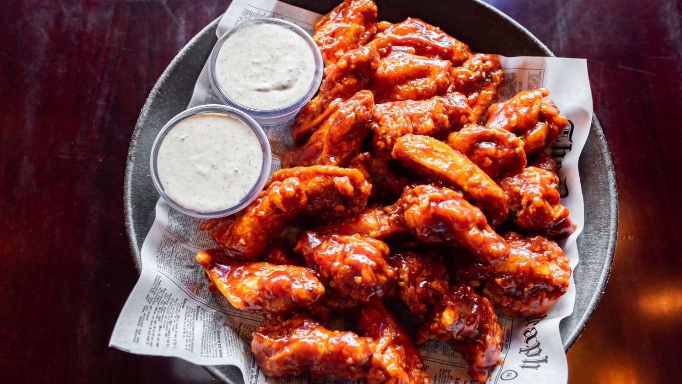 Order Boneless Wings food online from Bamboozels store, West Dundee on bringmethat.com