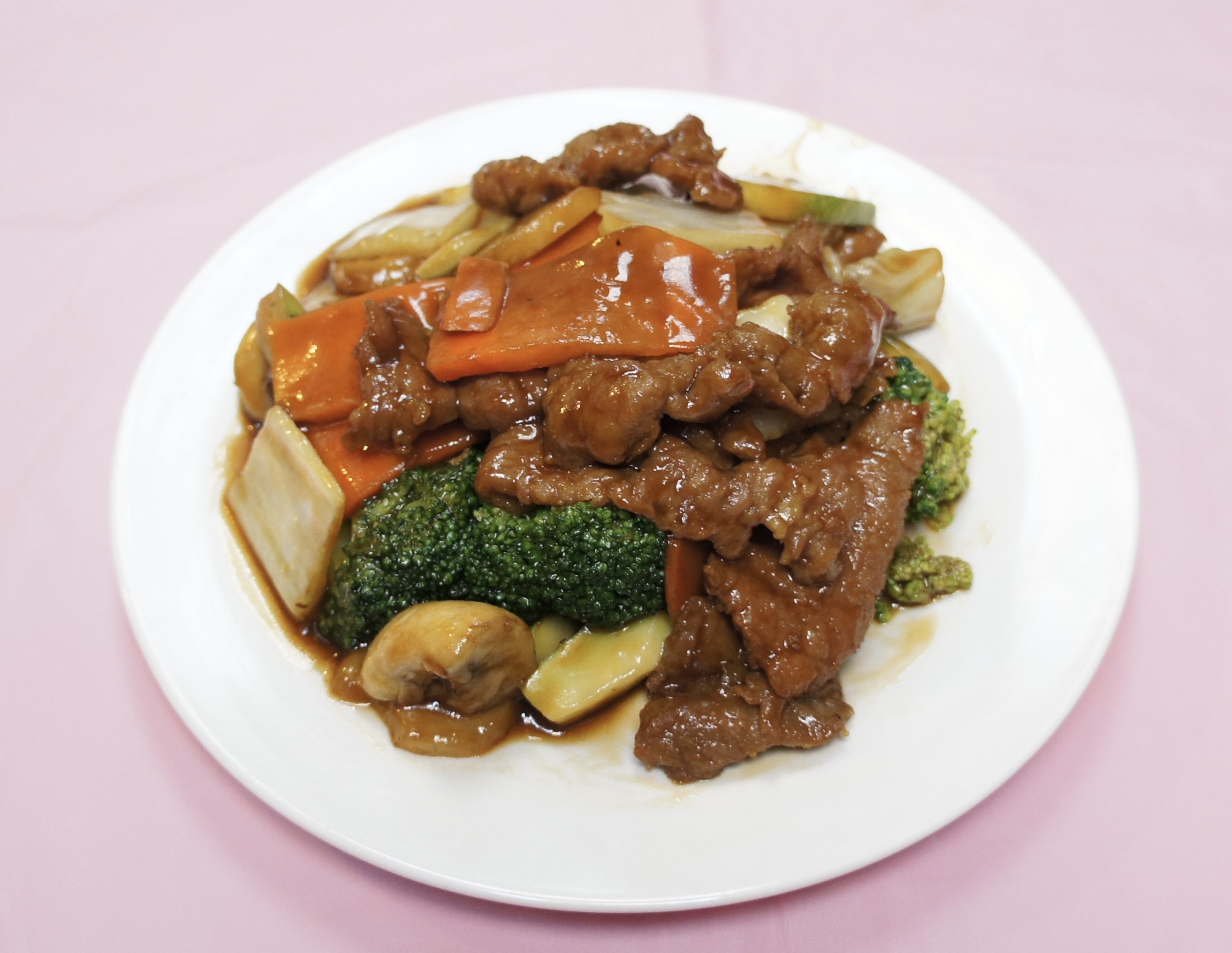 Order C19. Beef with Mixed Chinese Vegetable food online from Zhengs China Express store, Randallstown on bringmethat.com