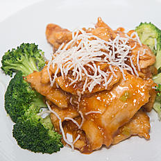 Order Sauteed Sesame Chicken 芝麻鸡   K food online from Jin Fine Asian Cuisine store, Brookline on bringmethat.com