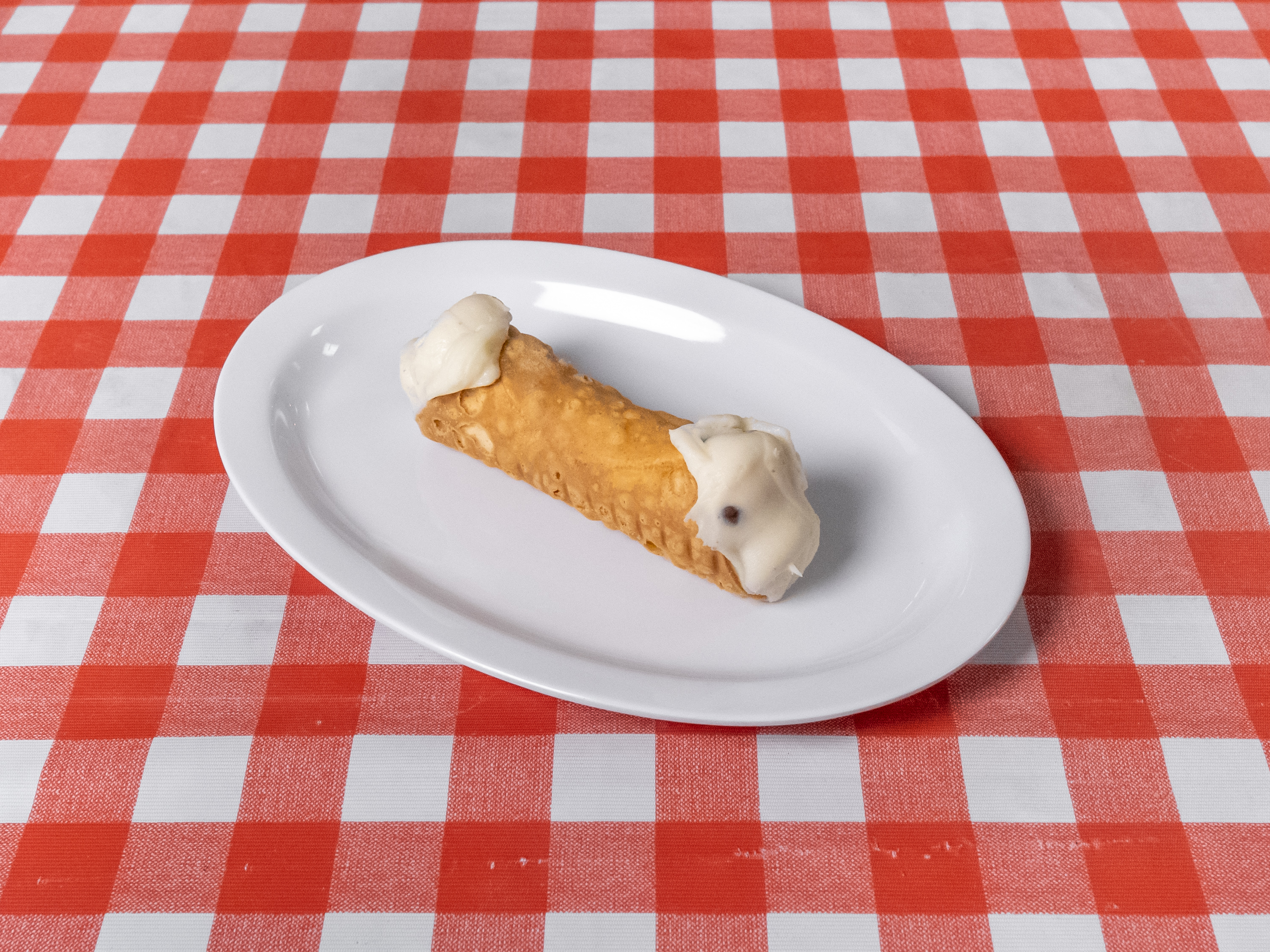Order Cannoli food online from Luna Pizza store, Glendale on bringmethat.com