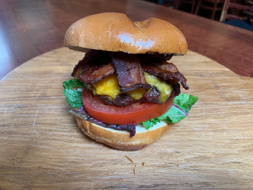 Order Bacon Cheddar Burger food online from Strizzi's store, Pleasanton on bringmethat.com