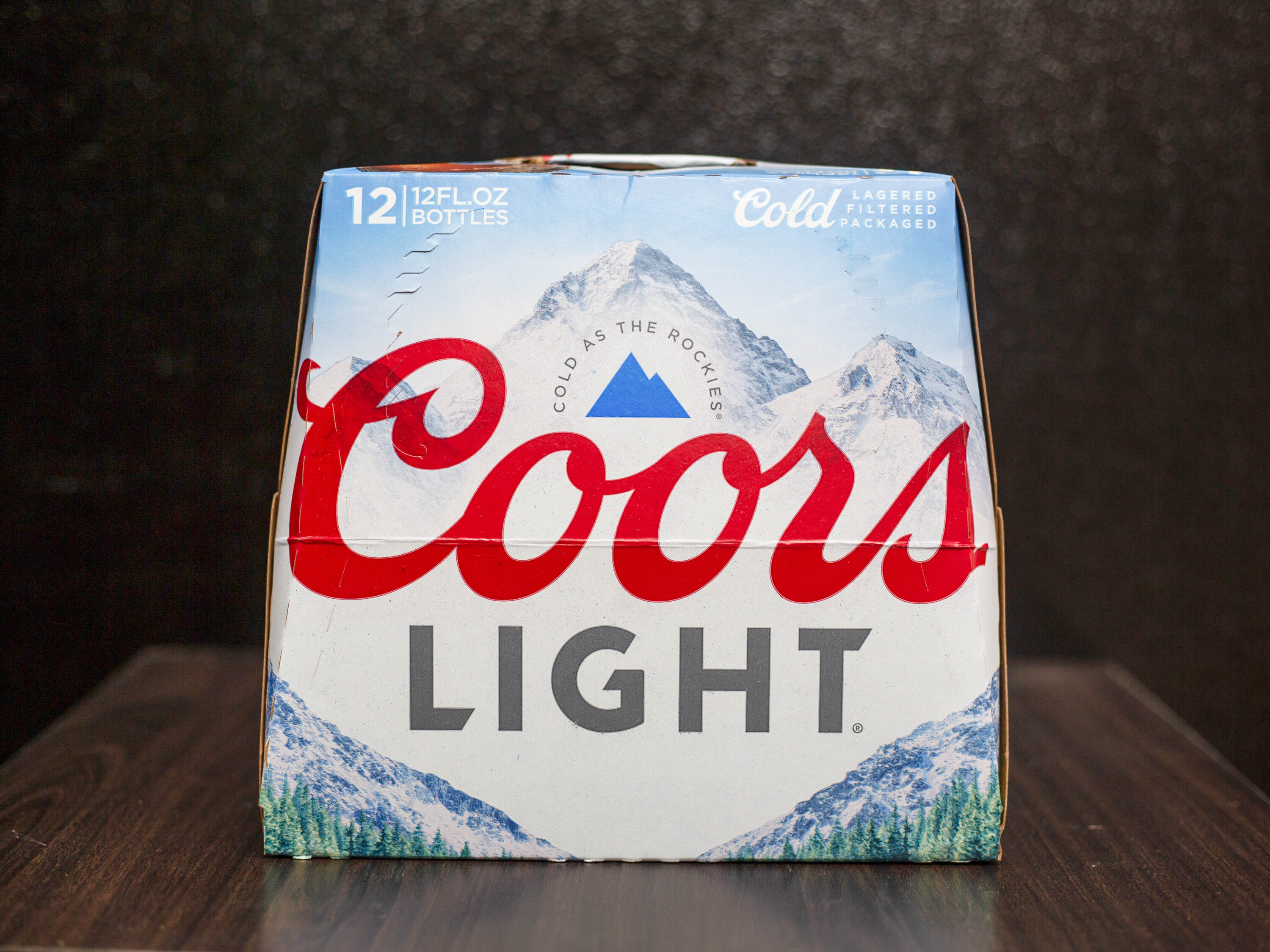 Order Coors Light 12oz 24pk can food online from Tony Liquor Store store, Chicago Ridge on bringmethat.com