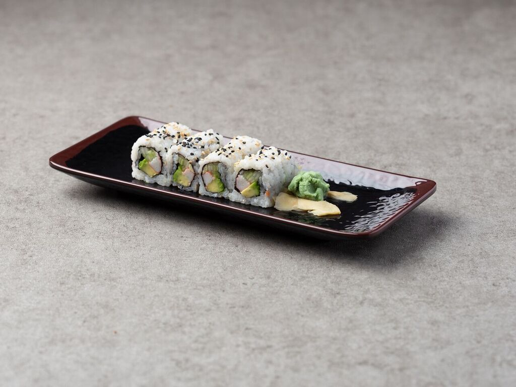 Order Ocean Wave Roll food online from Plum House store, Rochester on bringmethat.com