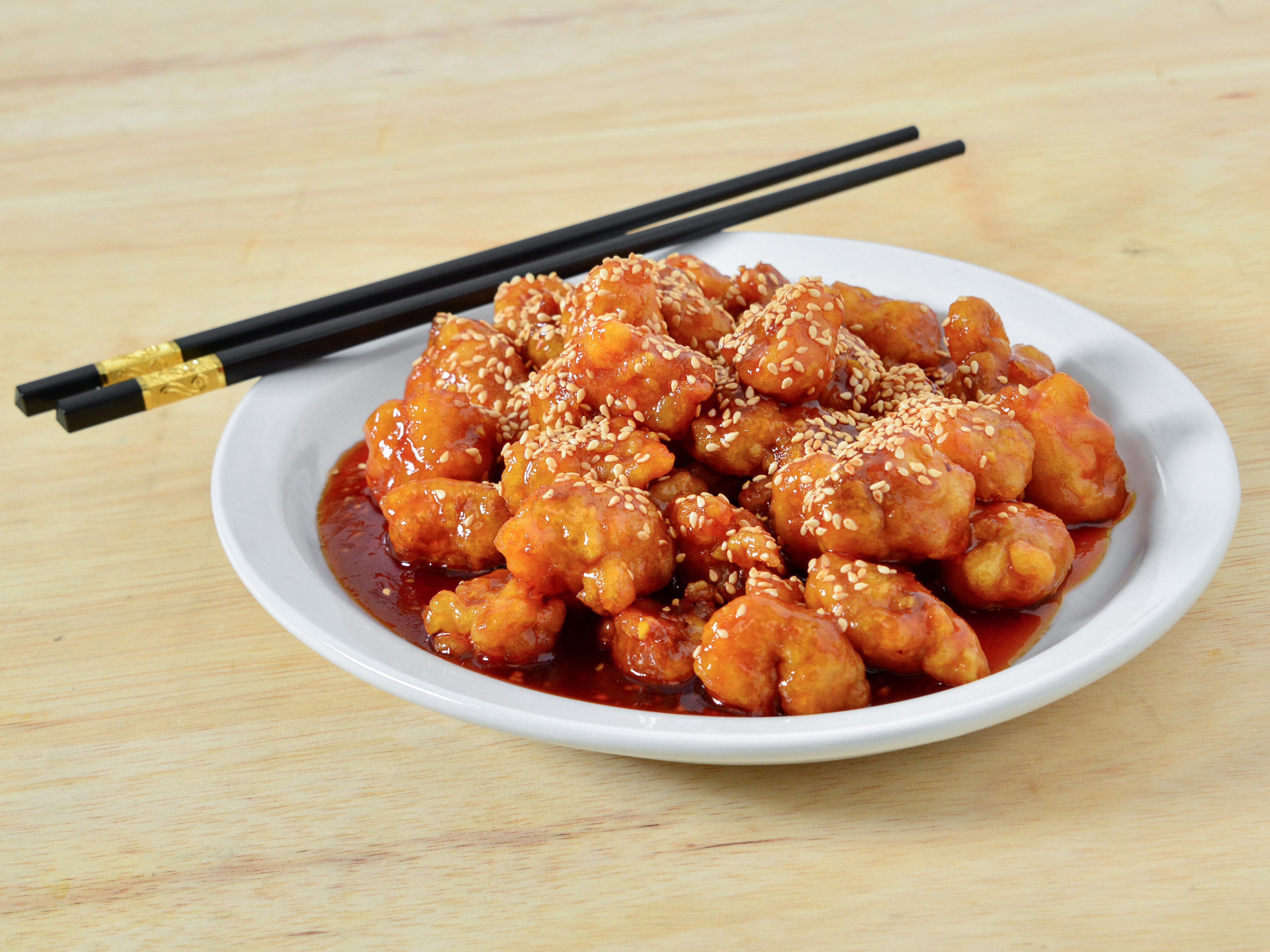 Order 132. Sesame Chicken food online from Johnny Chan store, Cincinnati on bringmethat.com