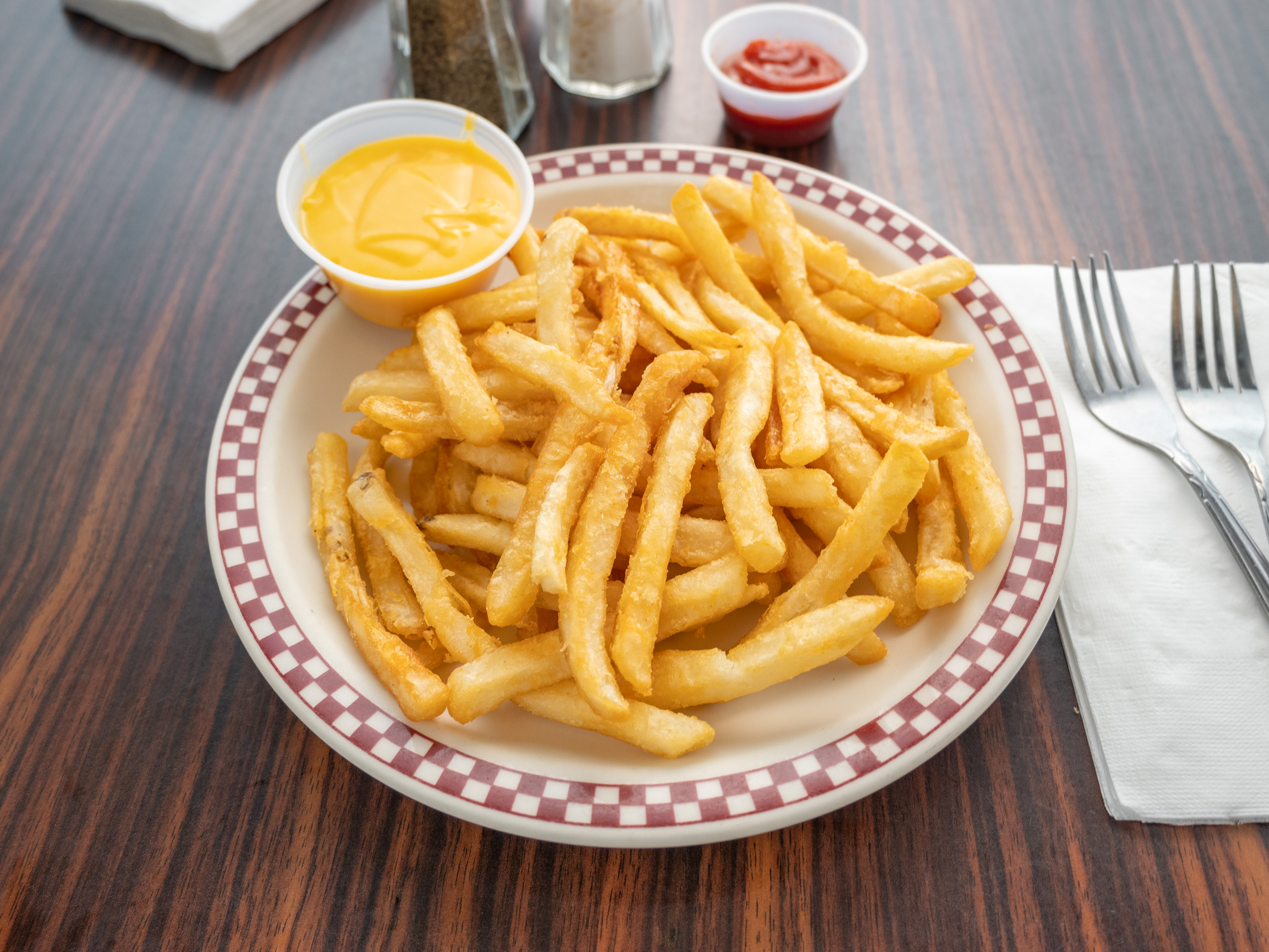 Order Cheese Fries food online from Hollywood Cafe & Sports Bar store, Woodbury Heights on bringmethat.com