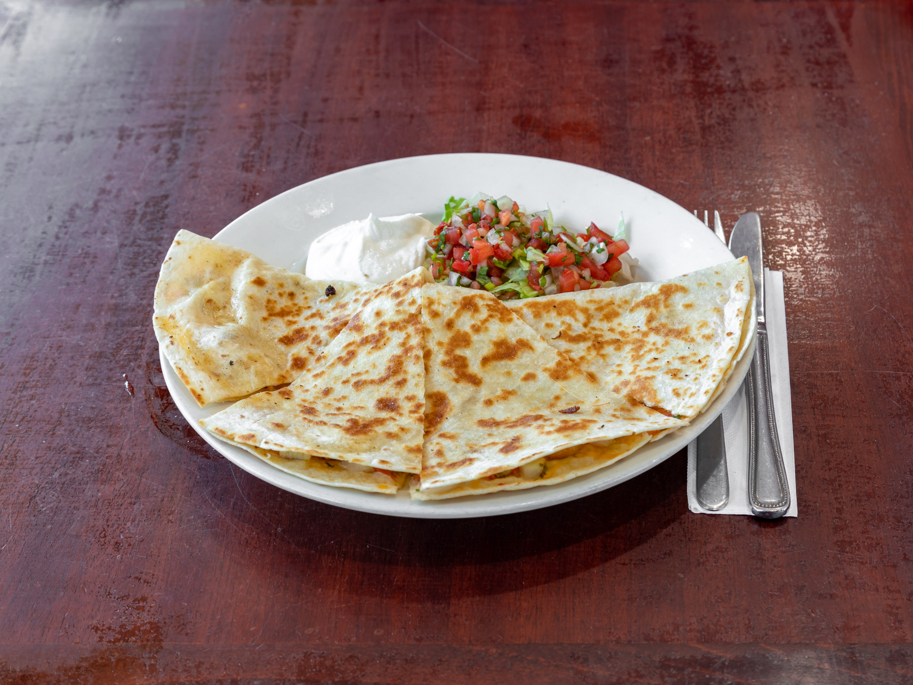Order Chicken Quesadilla food online from Picante store, Springfield on bringmethat.com