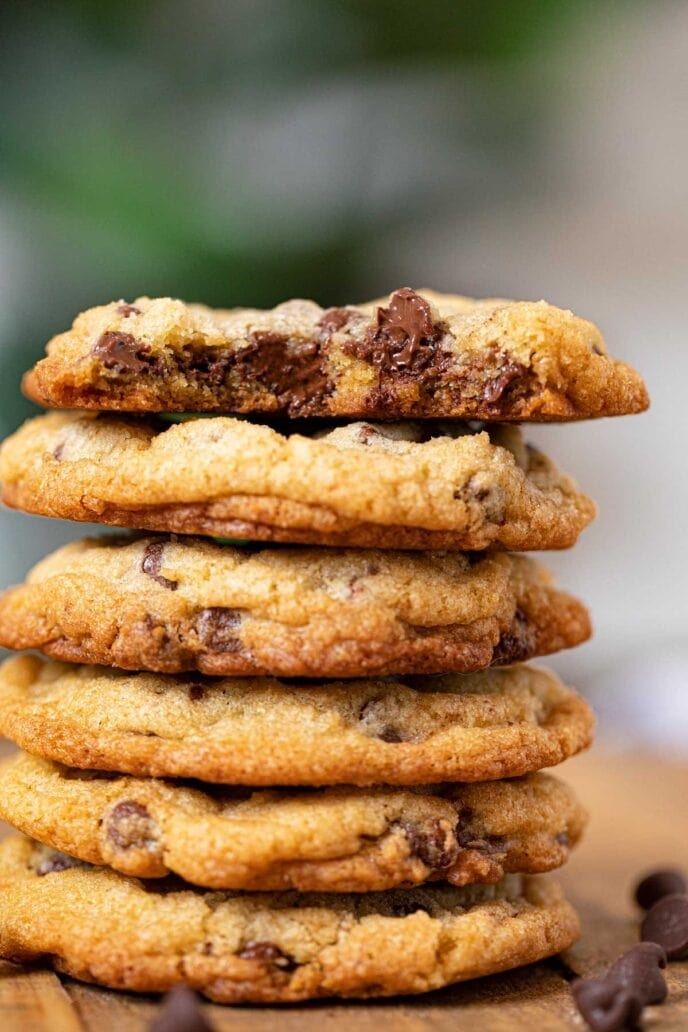 Order Chocolate Chip Cookie food online from Brew on the Grid store, Worcester on bringmethat.com
