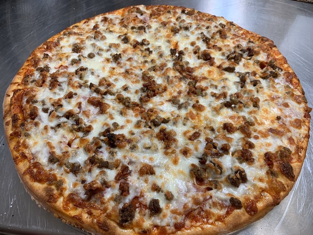 Order Meat Lovers Pizza - Individual food online from Big Belly store, Pulaski on bringmethat.com
