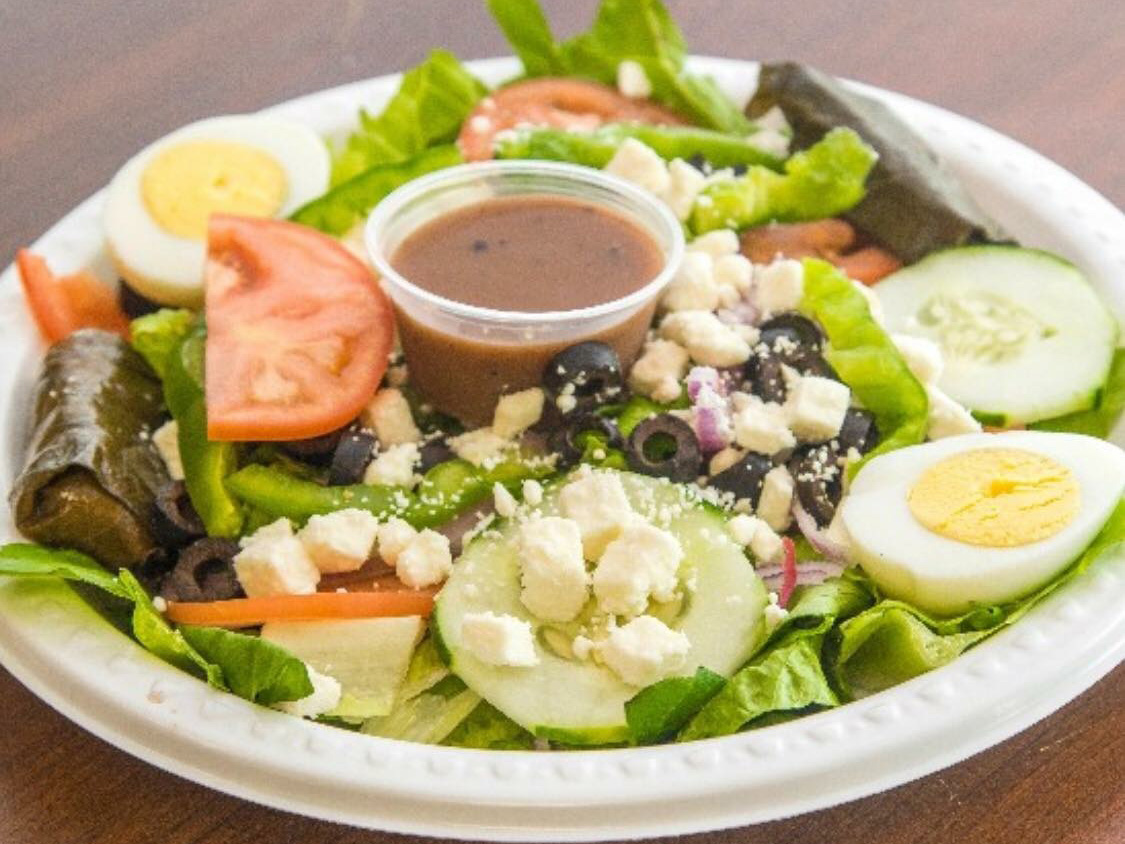 Order Greek Salad food online from Wild Wings Pizza & Grill store, Pennsauken on bringmethat.com