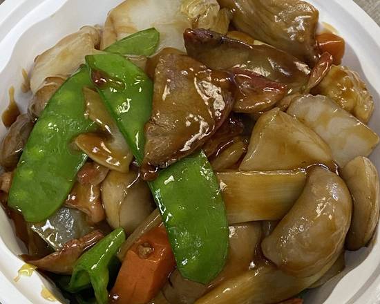 Order Roasted Pork with Mushroom food online from China Garden store, Appleton on bringmethat.com