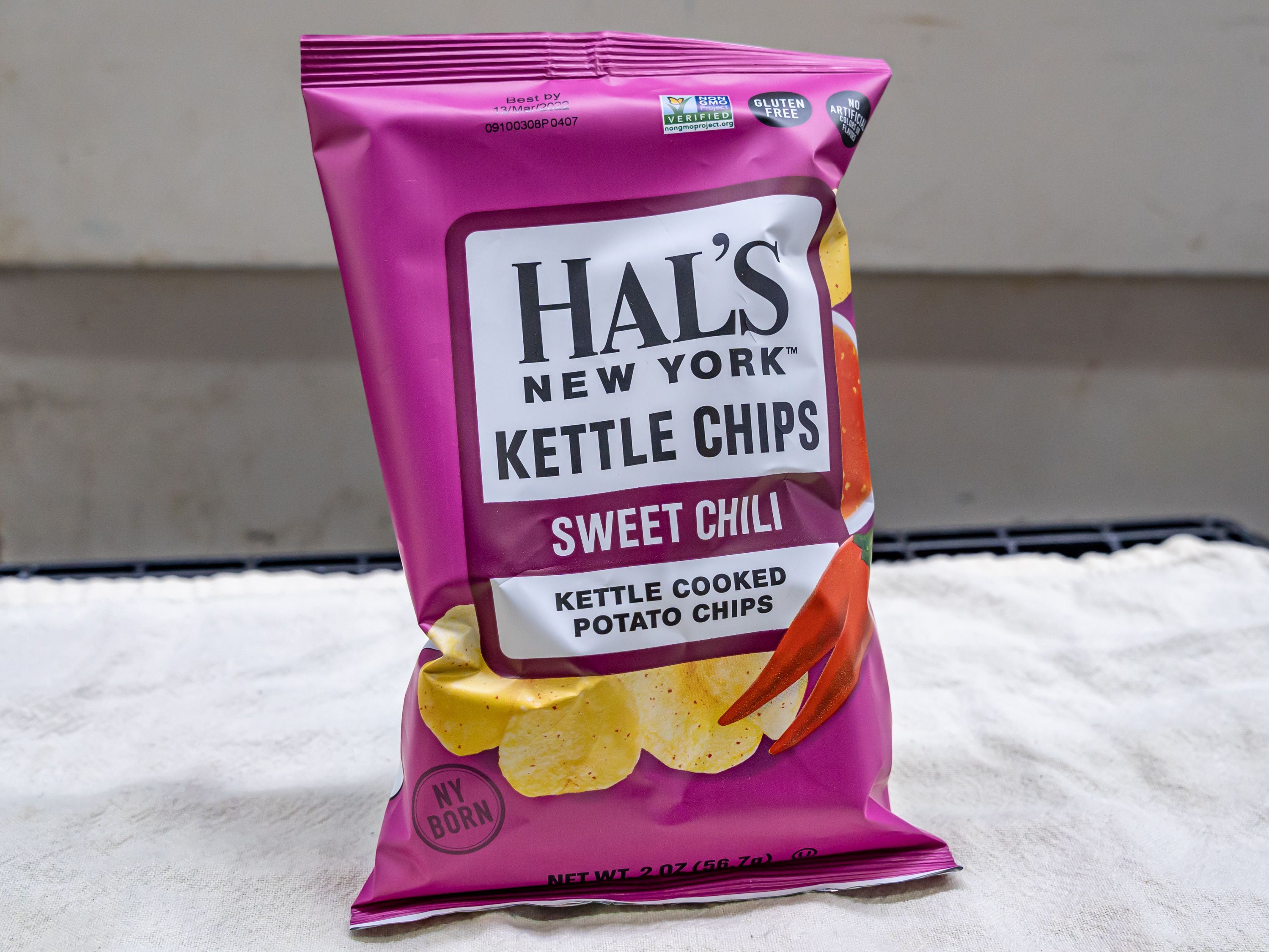 Order Hal's New York kettle chips - Sweet chili -2oz food online from Quentin Deli and Grocery store, Brooklyn on bringmethat.com