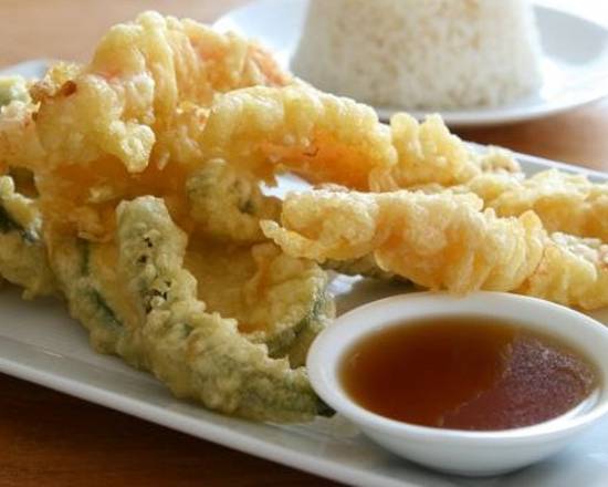 Order S4 Shrimp and Vegetable Tempura food online from Oishi Sushi store, Palm Springs on bringmethat.com