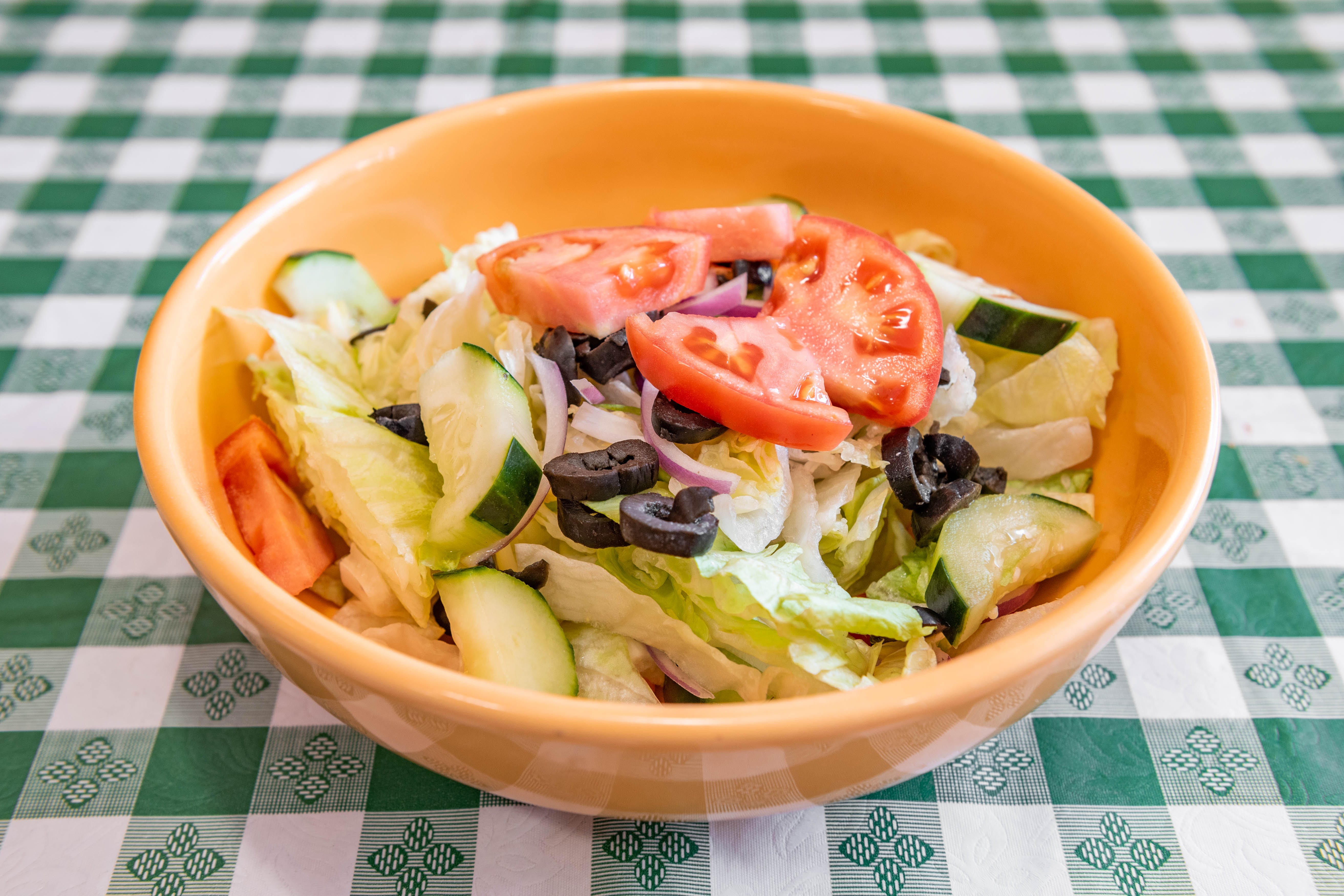 Order Garden Salad Catering - Half Tray food online from 5 Brothers Pizza & Pasta store, Brewster on bringmethat.com