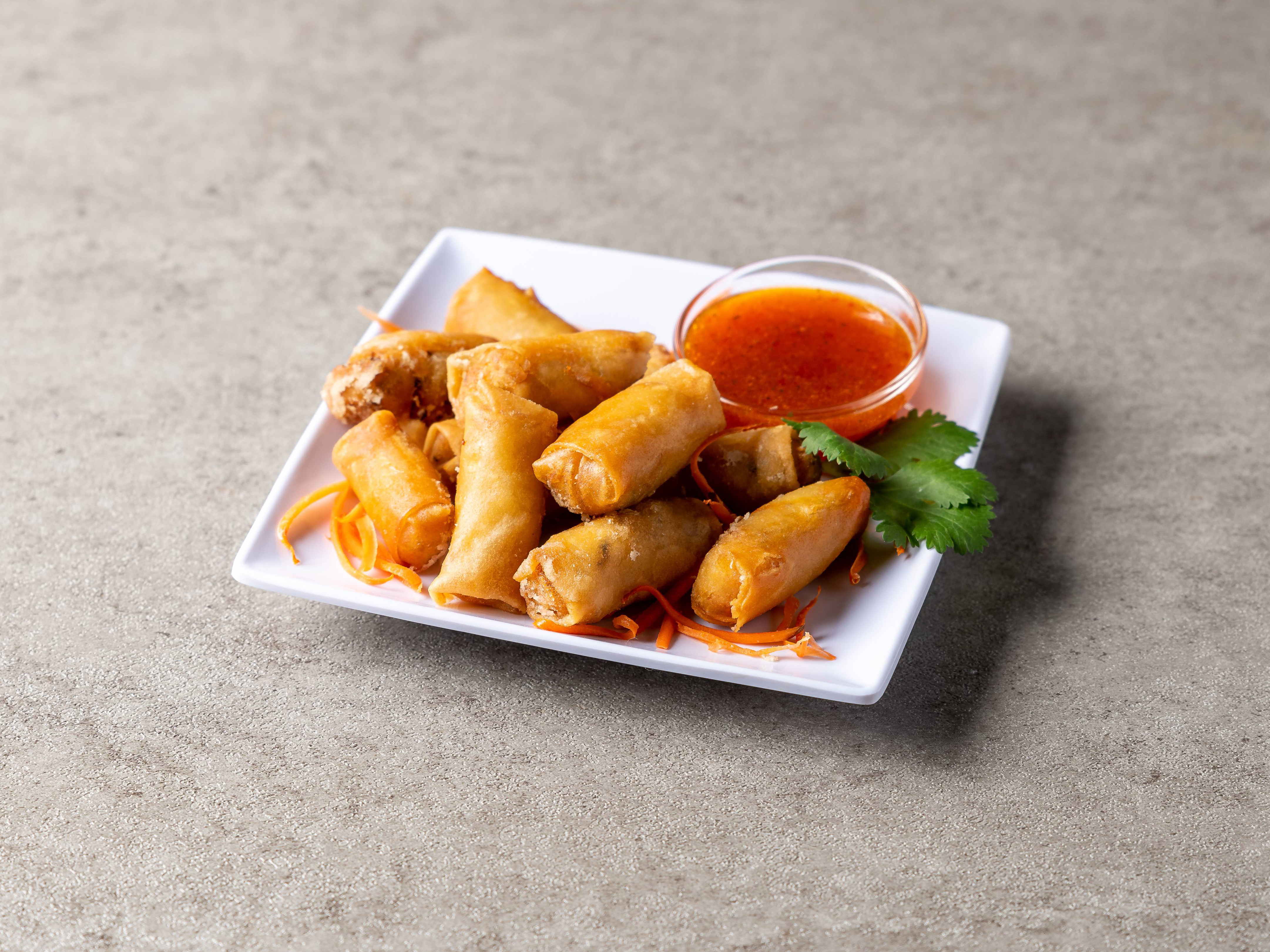 Order Thai Fried Spring Roll food online from Saii Bistro & Sushi Bar store, Oklahoma City on bringmethat.com