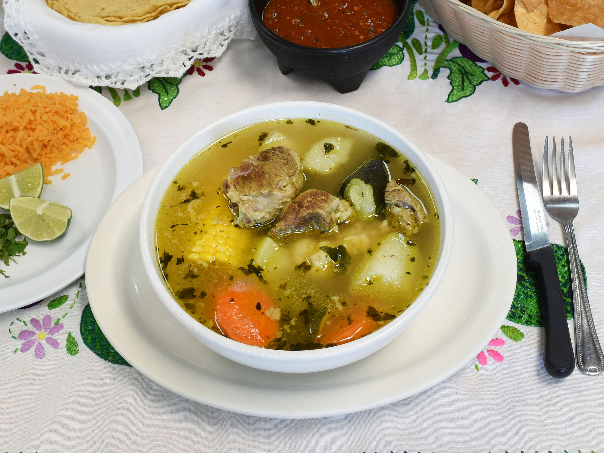 Order Caldo de Res food online from Huaraches Mexican Restaurant store, Chicago on bringmethat.com