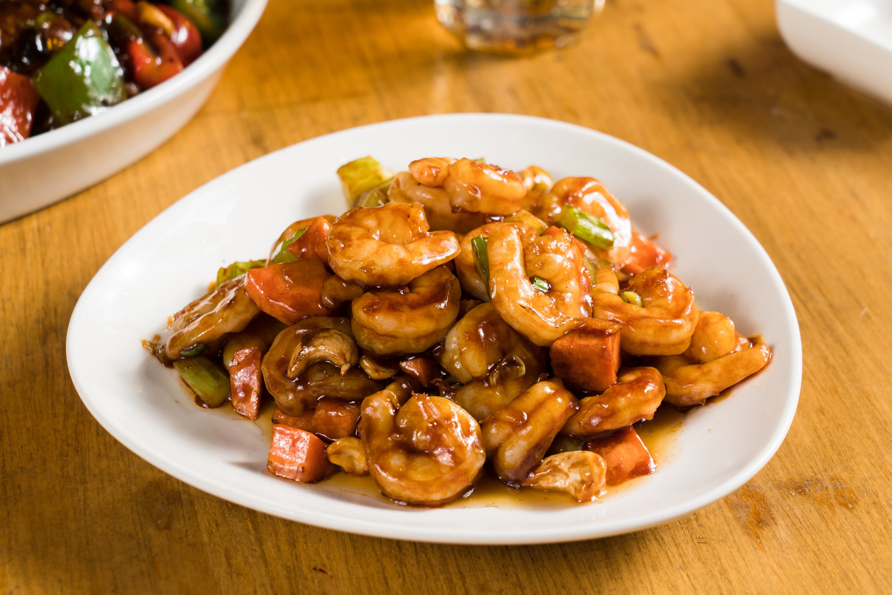 Order 405. Baby Shrimp with Cashew Nuts Dinner food online from Ollie's To Go store, New York on bringmethat.com