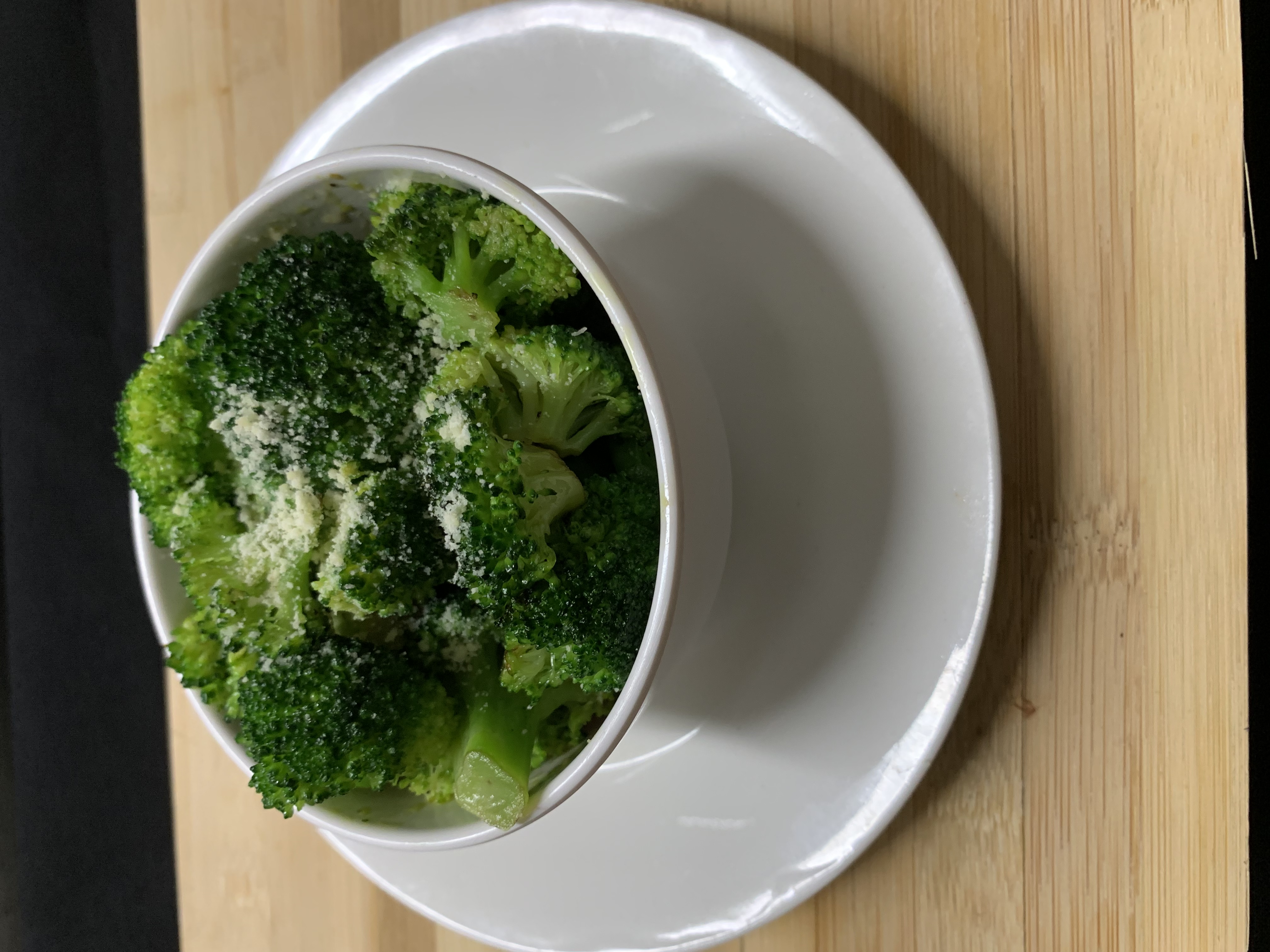 Order Steamed broccoli  food online from Apas Kitchen store, Compton on bringmethat.com
