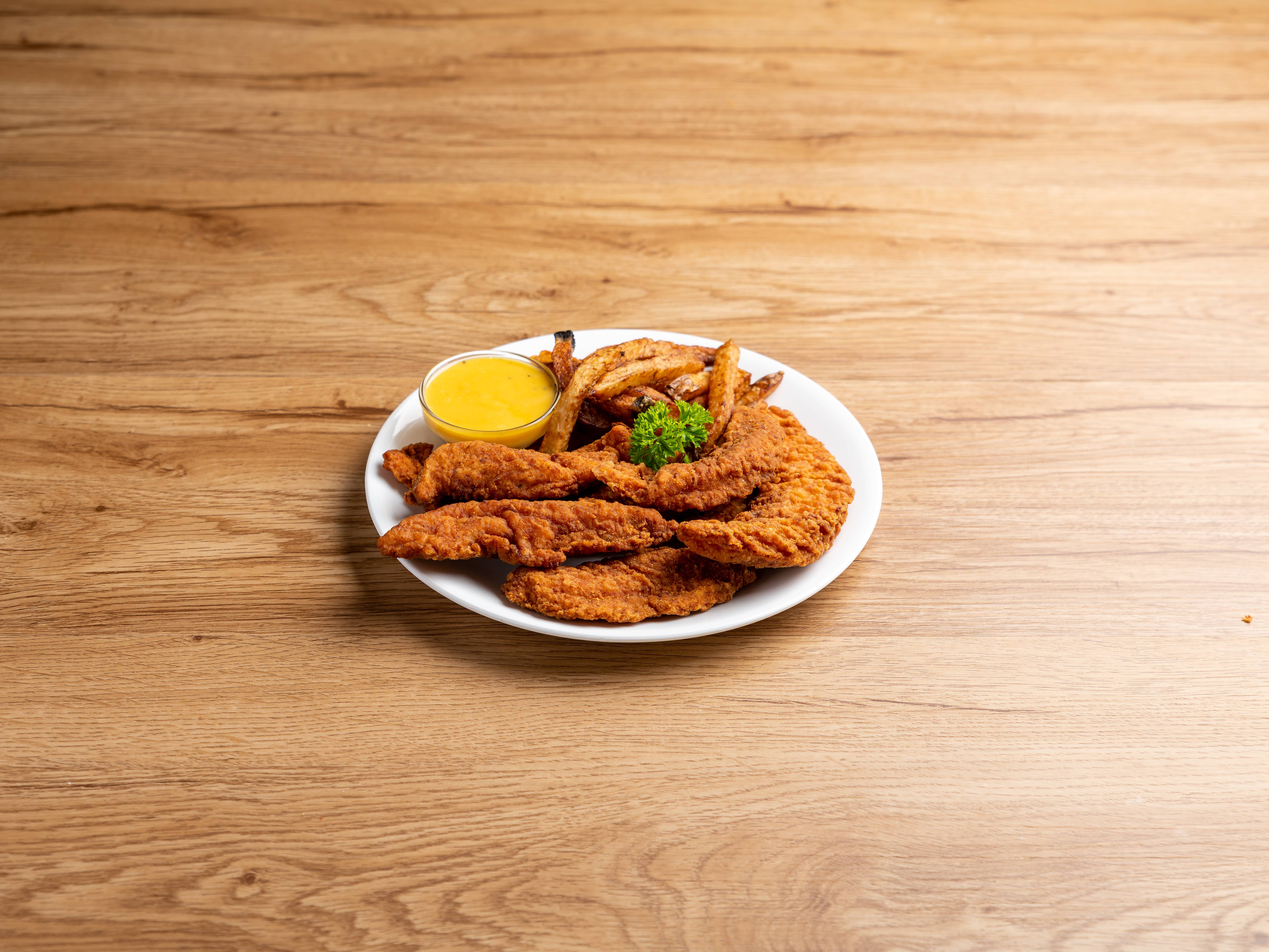 Order 5 Chicken Tenders food online from Coach Bottleshop & Grille store, Pittsburgh on bringmethat.com