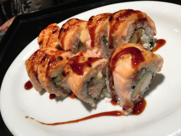 Order Bake Salmon Roll food online from Osaka Sushi store, Lyndhurst on bringmethat.com