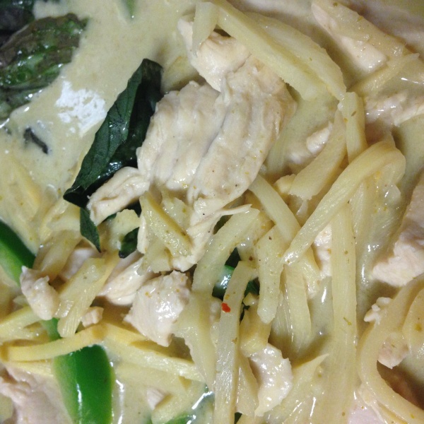 Order Green Curry food online from Pride Sushi & Thai store, Chicago on bringmethat.com