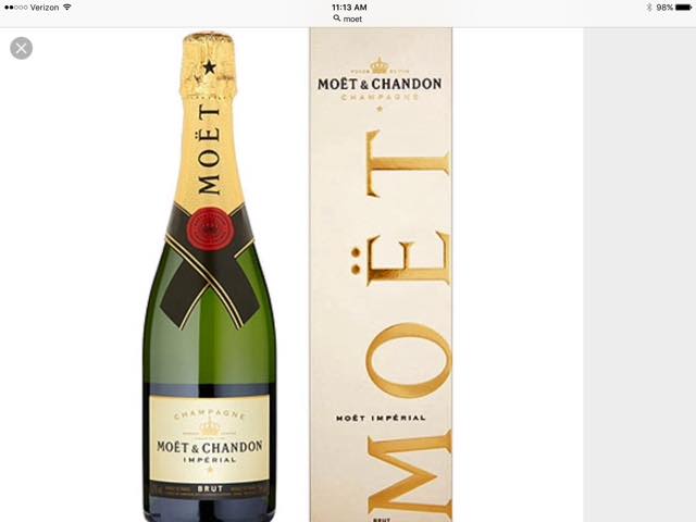 Order Moet & Chandon Brut Imperial 750 ml. food online from Fort Hill Liquor Store store, Rochester on bringmethat.com