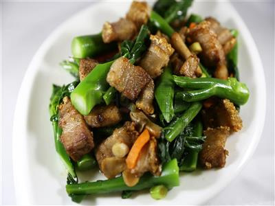 Order Pork Belly with Chinese Broccoli food online from MingHin Cuisine - Rolling Meadows store, Rolling Meadows on bringmethat.com