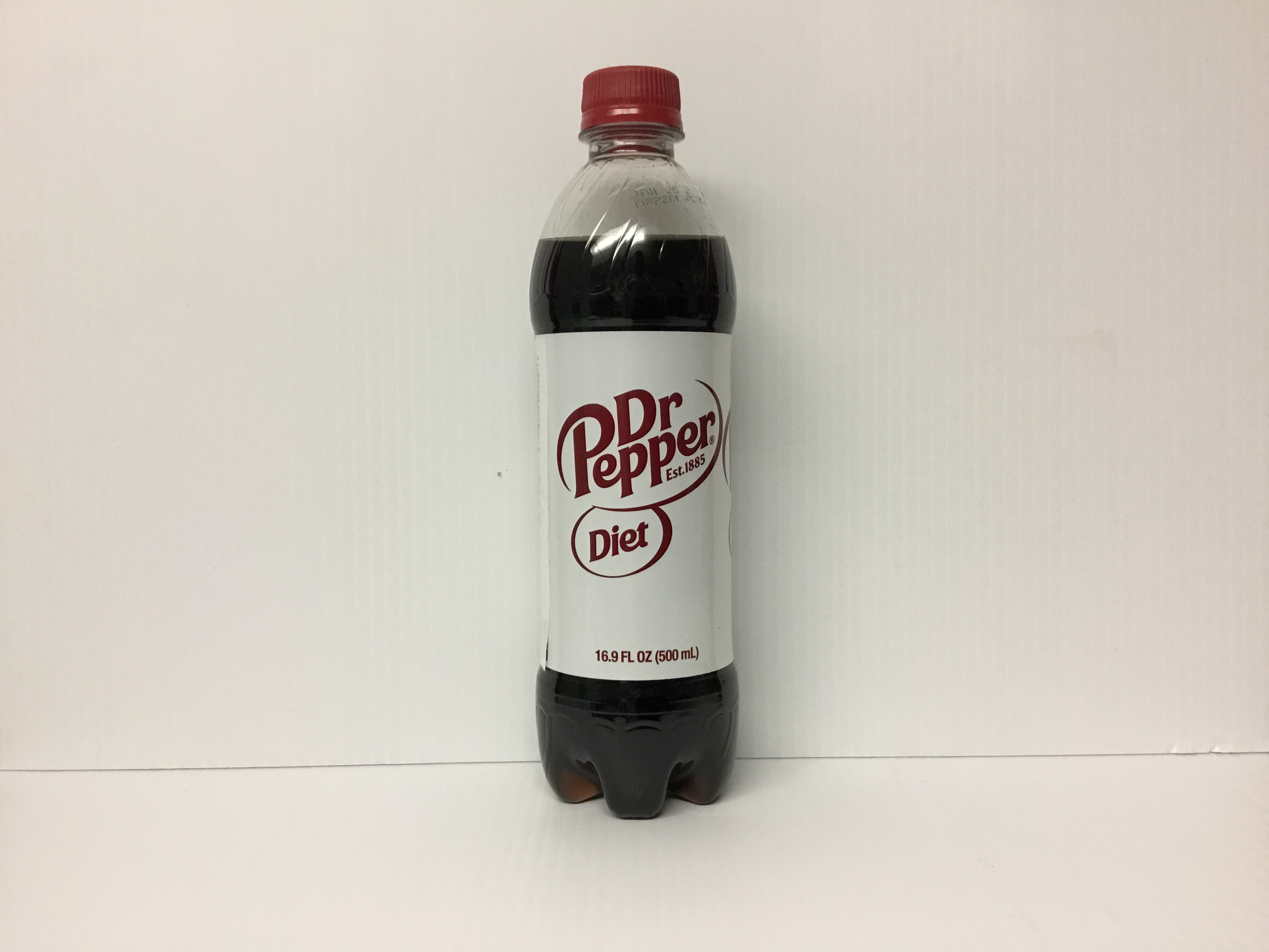 Order 16.9 oz Diet Dr Pepper food online from Just Dash It store, Englewood on bringmethat.com